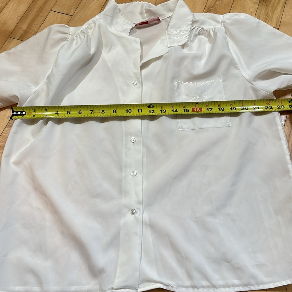 Vintage Functionals Blouse - Picture 7 of 8